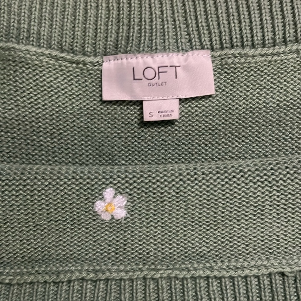 LOFT Outlet Floral Embroidered Knit Tank Top Size S Green Cottagecore Romantic - Picture 5 of 10